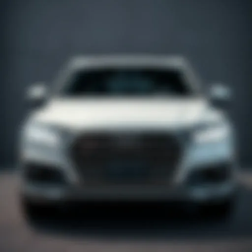 Front view of the 2017 Audi Q7 showcasing its elegant design