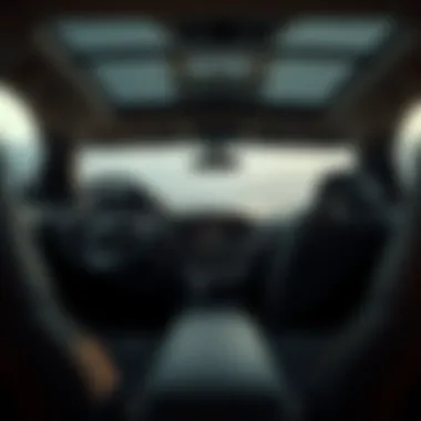 2021 Grand Cherokee Altitude Interior Features Interior layout of the 2021 Grand Cherokee Altitude highlighting technology features.